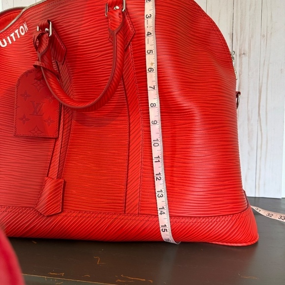 NWT Louis Vuitton Alma Travel GM Epi Leather Vermillon Red - Picture 10 of 13